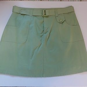 White Stag Stretch Green Skort w/Belt Size 12